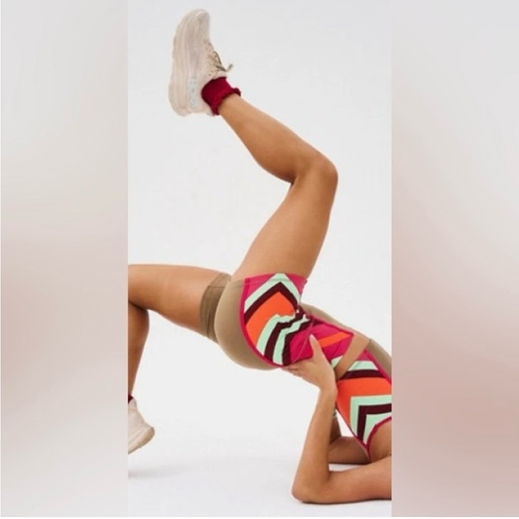 Free People Movement By Free People Never Better Color Block Bike Shorts Size XS - Picture 2 of 8